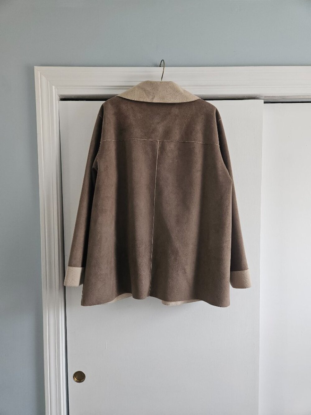 Alfred Dunner Beige Faux Suede Toggle Button Ribbon Trim 18W Jacket - Picture 4 of 9